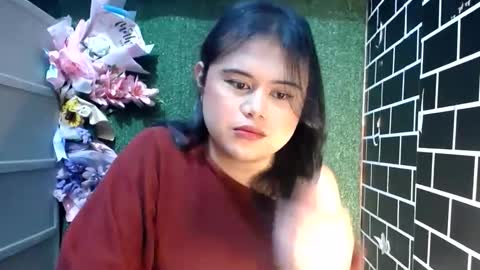 Snapshot of lovelypinaychubsx chatting on October 13, 2025, 9:04 pm lovely online show from October 13, 2025, 9:04 pm