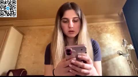 Snapshot of lovelysilk_63 chatting on March 27, 2026, 10:04 am ELA online show from March 27, 2026, 10:04 am