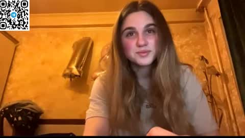 Snapshot of lovelysilk_63 chatting on April 4, 2026, 6:38 pm ELA online show from April 4, 2026, 6:38 pm