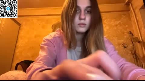Snapshot of lovelysilk_63 chatting on April 10, 2026, 6:12 pm ELA online show from April 10, 2026, 6:12 pm