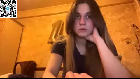 Snapshot of lovelysilk_63 chatting on April 18, 2026, 7:07 pm ELA online show from April 18, 2026, 7:07 pm