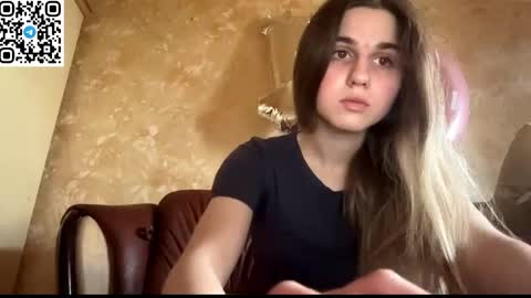 Snapshot of lovelysilk_63 chatting on May 31, 2026, 7:59 am ELA online show from May 31, 2026, 7:59 am