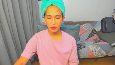 pauleen online show from February 2, 2026, 3:27 am