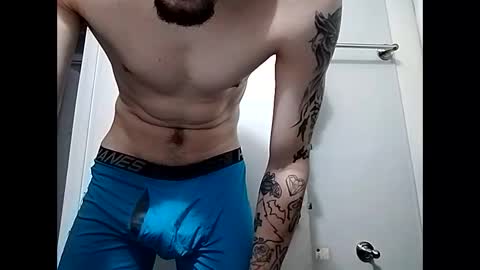 Snapshot of loverboy4411 chatting on January 8, 2025, 2:14 pm loverboy4411 online show from January 8, 2025, 2:14 pm