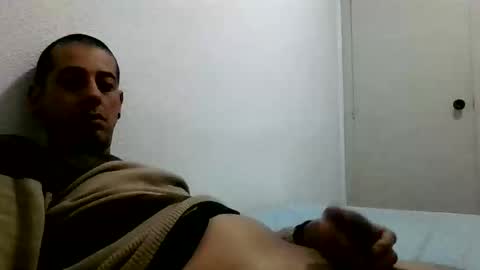 lovered6633 online show from April 13, 2026, 11:32 pm