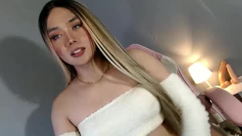 Snapshot of lovers_moon22 chatting on January 7, 2025, 3:46 am lovers moon22 online show from January 7, 2025, 3:46 am