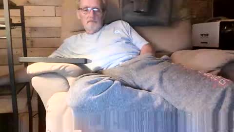 just here to have fun and cum online show from April 20, 2026, 11:50 pm