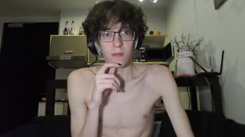 Snapshot of lovesomecookies chatting on October 8, 2025, 1:42 pm LovesomeCookie online show from October 8, 2025, 1:42 pm