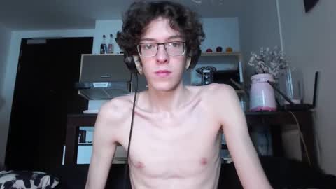 Snapshot of lovesomecookies chatting on October 14, 2025, 7:09 am LovesomeCookie online show from October 14, 2025, 7:09 am