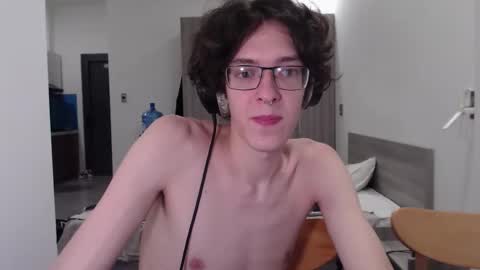 Snapshot of lovesomecookies chatting on November 4, 2025, 6:29 pm LovesomeCookie online show from November 4, 2025, 6:29 pm