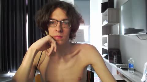 Snapshot of lovesomecookies chatting on February 9, 2026, 3:10 am LovesomeCookie online show from February 9, 2026, 3:10 am