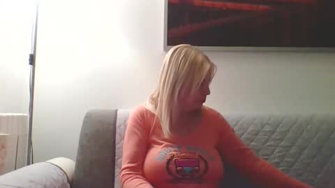 Snapshot of lovestar544963 chatting on February 10, 2026, 10:36 pm Marlyn online show from February 10, 2026, 10:36 pm