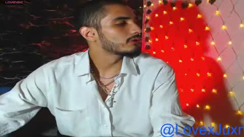lovexjuxn77 online show from July 17, 2026, 11:20 pm