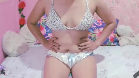 lovexx_69ass online show from February 2, 2026, 2:43 am