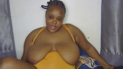 Snapshot of loveytiana chatting on April 15, 2026, 5:25 am loveytiana online show from April 15, 2026, 5:25 am