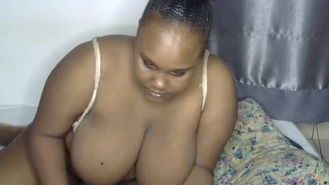 loveytiana online show from May 12, 2026, 6:27 pm