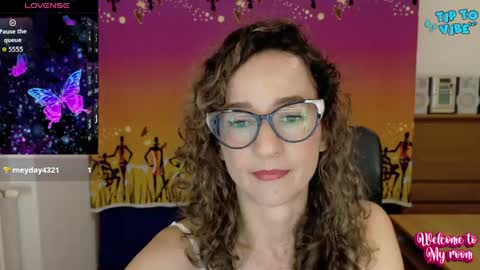 Snapshot of loving__lily chatting on April 17, 2026, 7:55 am loving online show from April 17, 2026, 7:55 am