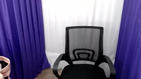 Snapshot of loving_apple19 chatting on February 3, 2026, 6:22 am loving_apple19 online show from February 3, 2026, 6:22 am