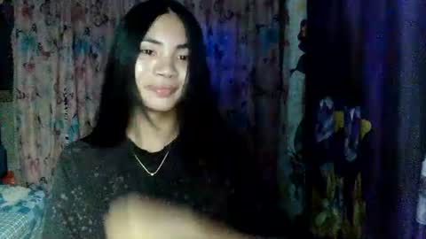 Snapshot of loving_rhean chatting on July 3, 2026, 12:55 pm loving_rhean online show from July 3, 2026, 12:55 pm
