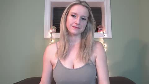 Summer online show from February 18, 2025, 10:36 pm