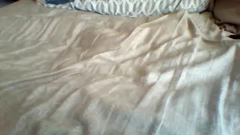 Snapshot of lowkeyme28 chatting on February 6, 2026, 4:43 pm lowkeyme28 online show from February 6, 2026, 4:43 pm