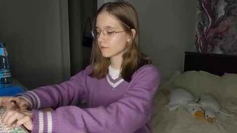 Karmell online show from March 8, 2025, 1:36 pm