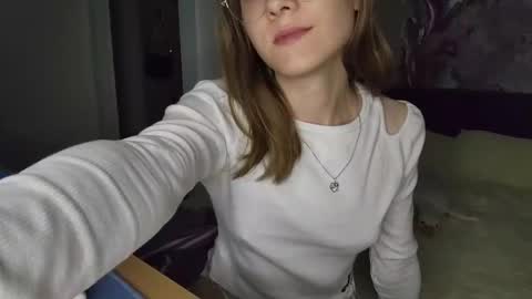 Karmell online show from March 8, 2025, 4:39 pm