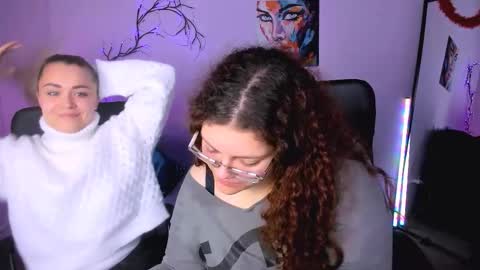 Snapshot of loya_best chatting on November 26, 2025, 6:58 am loya_best online show from November 26, 2025, 6:58 am