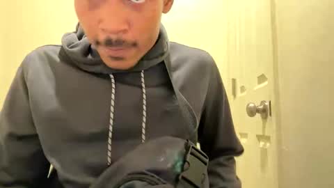 lsbc_thatsme100 online show from October 24, 2025, 6:37 pm