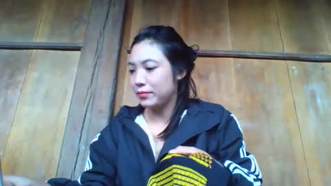 lsmbaby online show from October 24, 2025, 1:13 am
