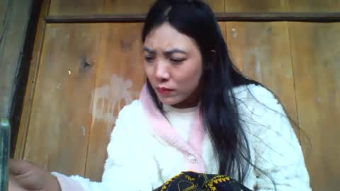 lsmbaby online show from December 18, 2025, 1:33 am