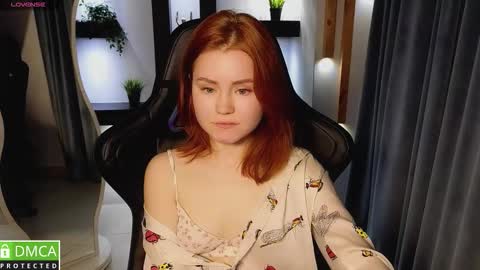 lu_muon online show from November 12, 2025, 2:01 am