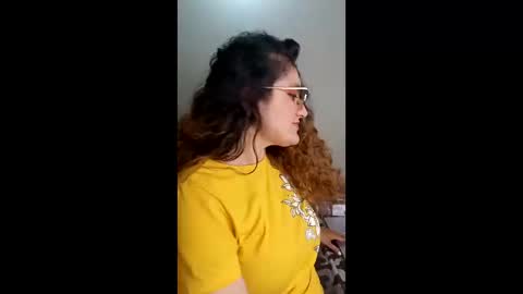 Snapshot of luana_winner chatting on April 2, 2026, 4:21 am luana_winner online show from April 2, 2026, 4:21 am