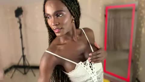 IG luana orq online show from April 27, 2026, 1:03 am