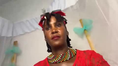 luannecrazy online show from July 20, 2026, 5:26 pm