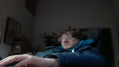 luca78 online show from February 1, 2025, 9:00 am