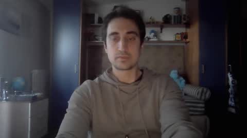 Luca online show from October 29, 2025, 3:47 pm