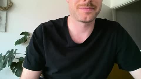 lucaaas301 online show from March 7, 2026, 3:31 pm