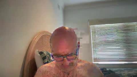 Snapshot of lucas10004 chatting on January 10, 2025, 4:22 am lucas10004 online show from January 10, 2025, 4:22 am