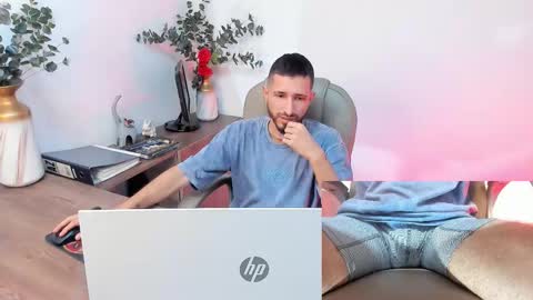 Snapshot of lucas4me chatting on February 25, 2026, 2:43 am Lucas online show from February 25, 2026, 2:43 am