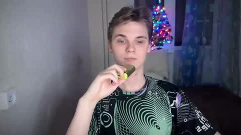 Lucas Gill online show from December 16, 2024, 8:26 pm