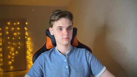 Lucas Gill online show from January 29, 2025, 12:12 am