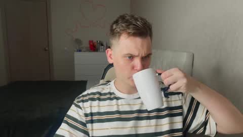 Lucas Gill online show from November 18, 2025, 6:51 am