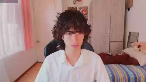 lucas_xo online show from March 12, 2026, 8:59 pm