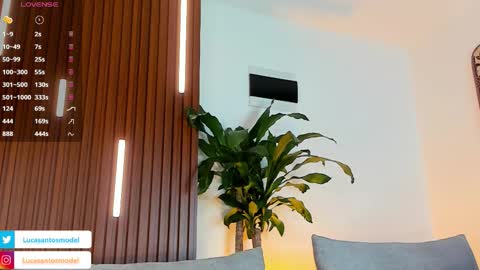 LUCA SANTOS online show from October 28, 2025, 1:31 am