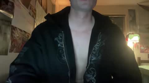 Snapshot of lucascrown chatting on February 2, 2026, 6:45 am lucascrown online show from February 2, 2026, 6:45 am