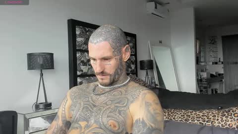 lucasexclusive online show from December 10, 2024, 4:24 am