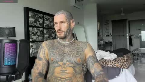 lucasexclusive online show from December 10, 2024, 7:37 am