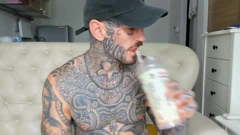 lucasexclusive online show from September 18, 2025, 6:15 am