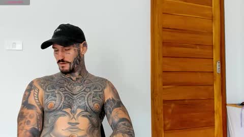 lucasexclusive online show from October 27, 2025, 6:50 am